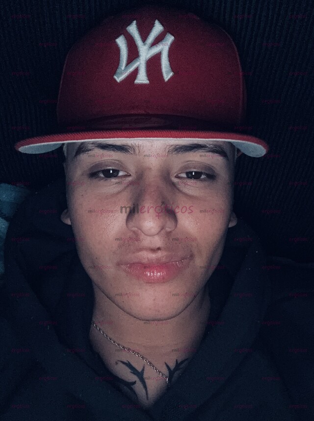 FOTOS DE CHAKAL TATUDADO Y SUPER CACHONDO,CHICHONCITO Y RICA VERGA JUGOSA