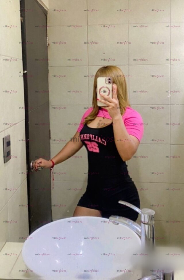 FOTOS DE LA CHICA QUE TE IMAGINAS CUANDO TE MASTURBAS.........