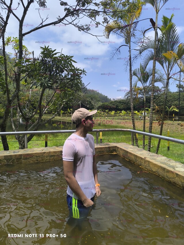 FOTOS DE JOVEN CALEÑO MACHO SIMPÁTICO FULL ARRECHO BRINDA MUY BUEN SERVICIO