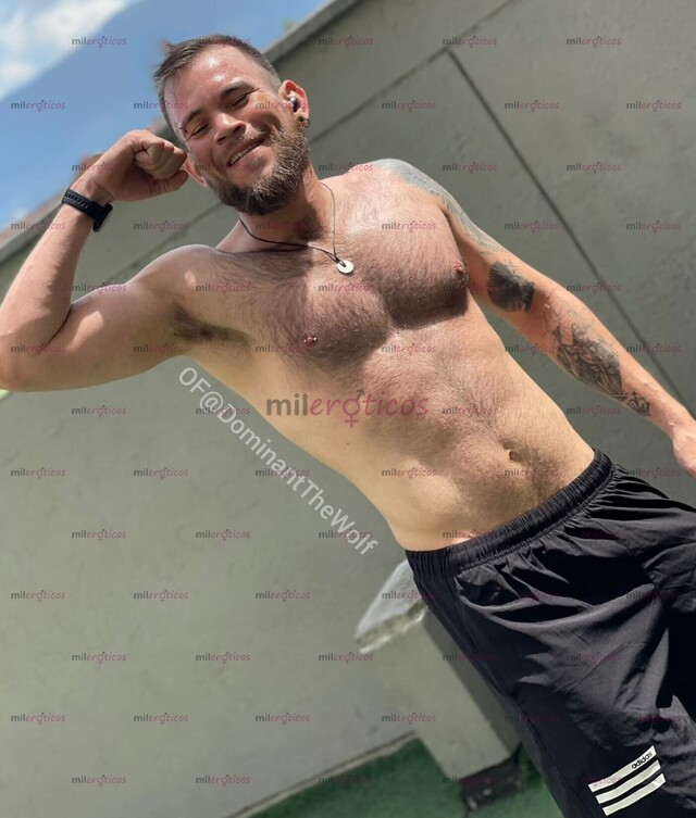 FOTOS DE LOGAN TU LOBO FEROZ, ALTO, ATLÉTICO Y CALIENTE. NOS DIVERTIMOS CORAZÓN!