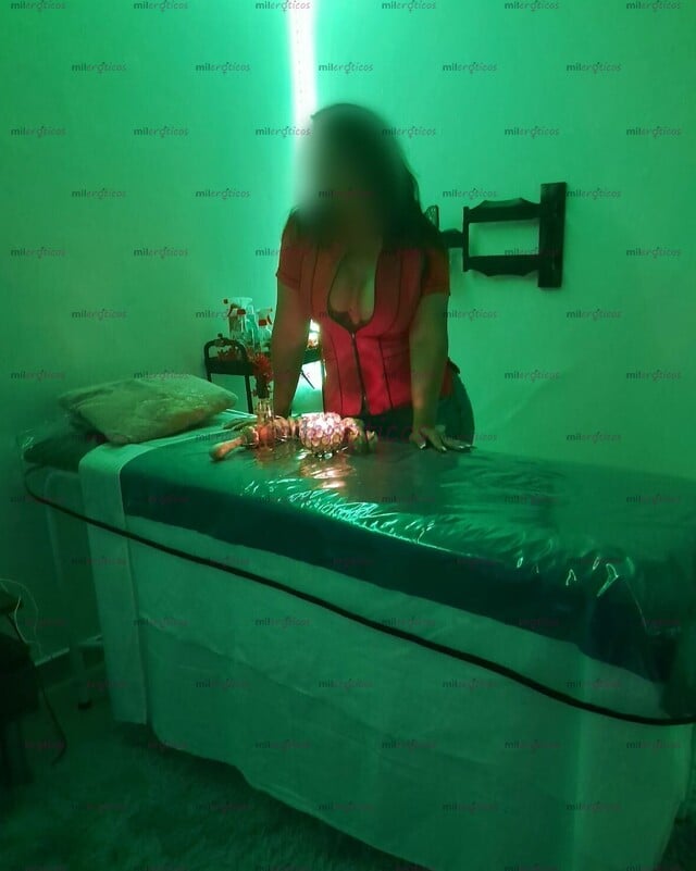 FOTOS DE MASAJE EROTICO PLACER DESBORDANTE DE PIES A CABEZA