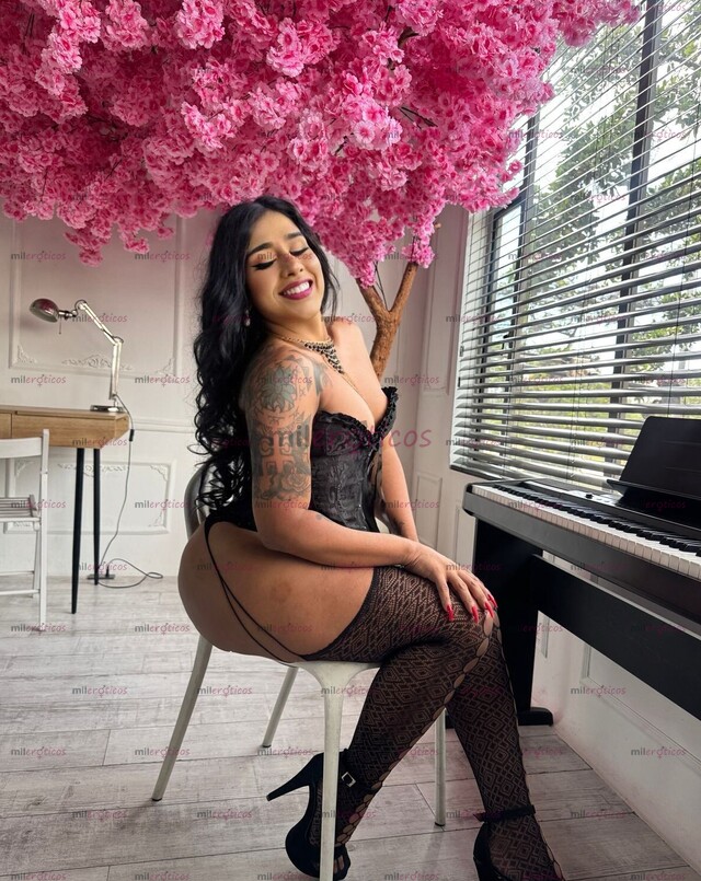 FOTOS DE HERMOSA CALEÑA CUERPO Y CABELLO SOLO CONTÉNIDO
