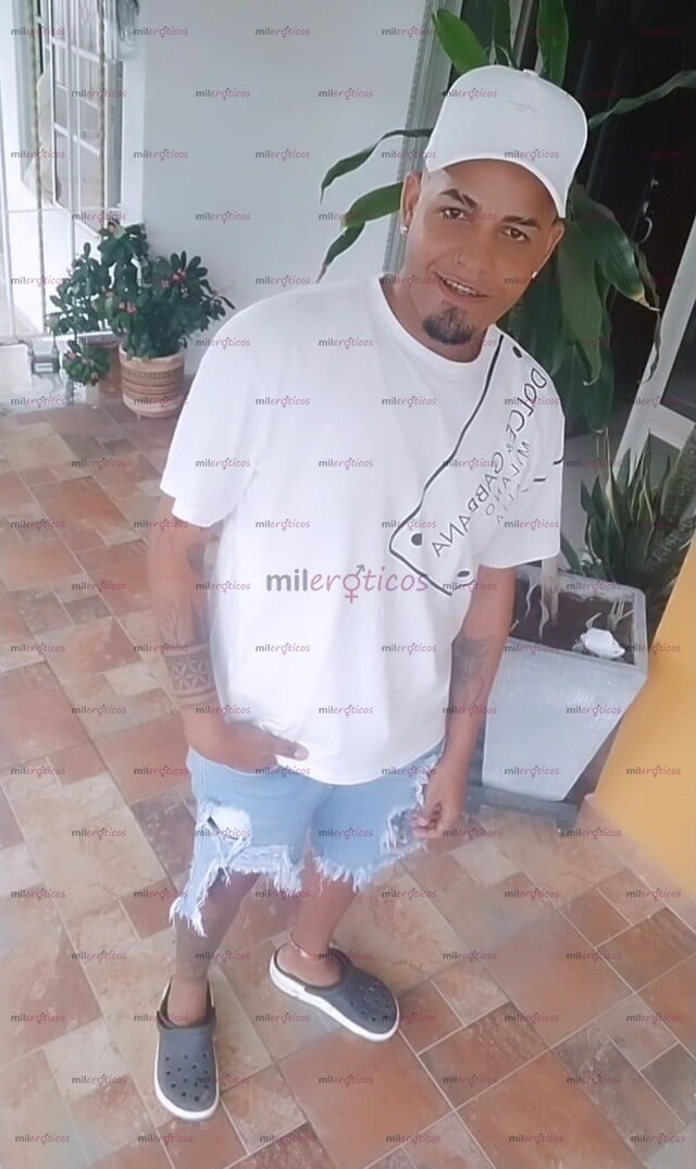 FOTOS DE CHICO ACTIVO DE 24 AÑOS DISPONIBLE PARA COMPLACERTE EN TUS FANTASÍAS