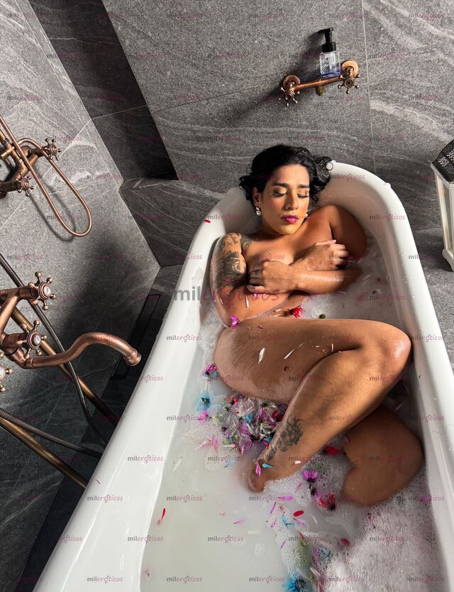 FOTOS DE MODELO DE ALTO IMPACTO VISUAL CALEÑA DOMINANTE Y DOTADA ÚLTIMOS DÍASPO 100% REAL