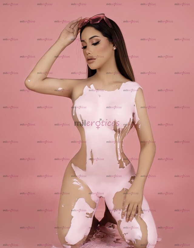 FOTOS DE LUXURY PORN STAR CON 18 CM DE DOTACIÓN BELLA Y COMPLACIENTE