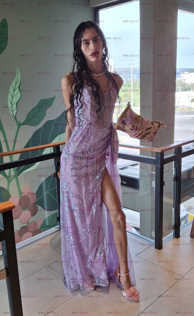 FOTOS DE MI PENE ES MUY GRANDE Y GRUESO Y DELICIOSO. SOY CHICA TRANS. EN MOTEL POR FAVOR.