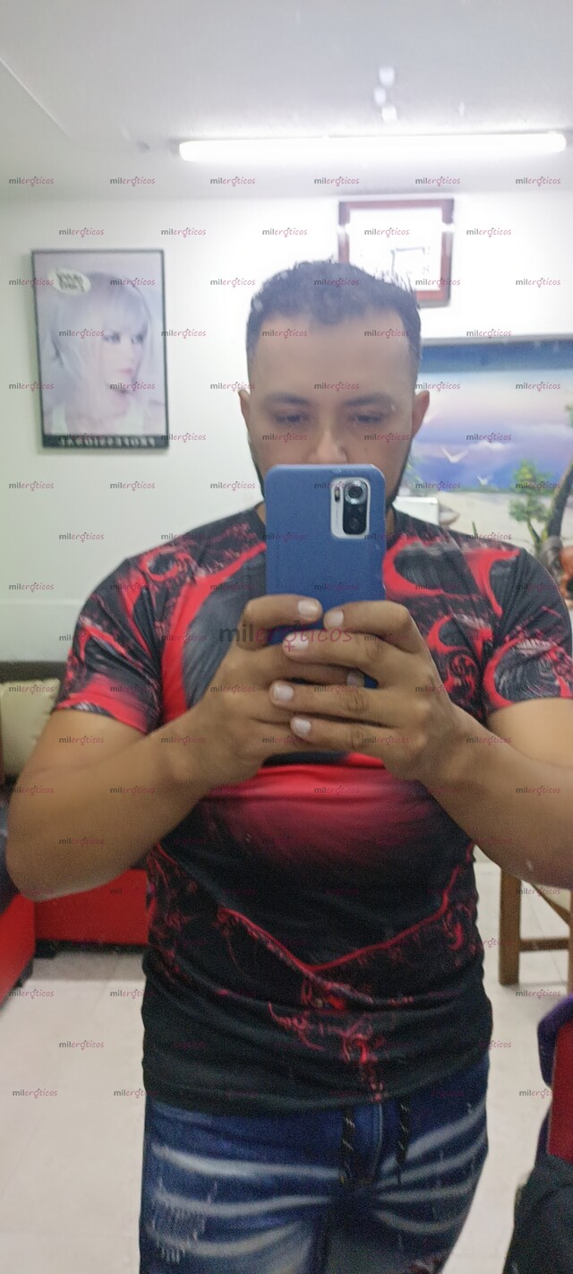 FOTOS DE HOLA SOY ERICK,SOY UN CHICO CONSENTIDOR..DISPUESTO A COMPLACERTE EN TODO