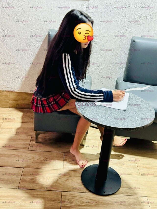 FOTOS DE 18 AÑOS...ME FACINA EL SEXO ORAL .. LO HAGO RIQUIZIIMOOO $1000 UNA HORA