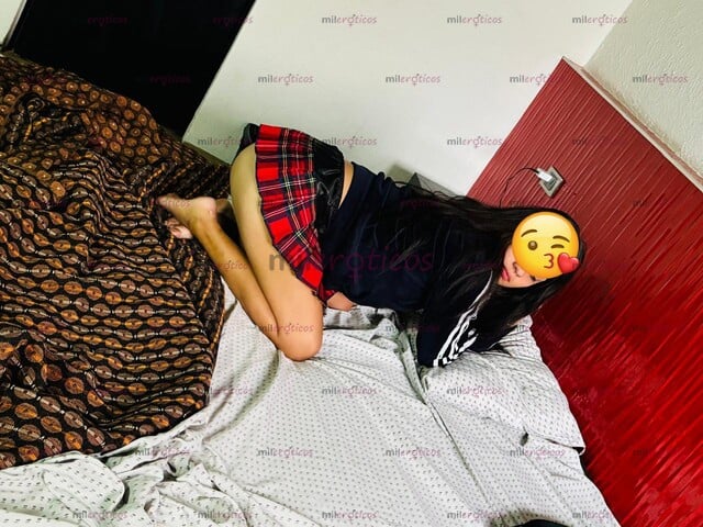 FOTOS DE 18 AÑOS...ME FACINA EL SEXO ORAL .. LO HAGO RIQUIZIIMOOO $1000 UNA HORA