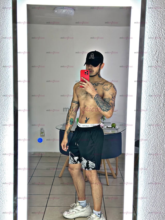 FOTOS DE VICTOR EVANZ,CON GANAS DE FOLLAR SIEMPRE CALIENTE