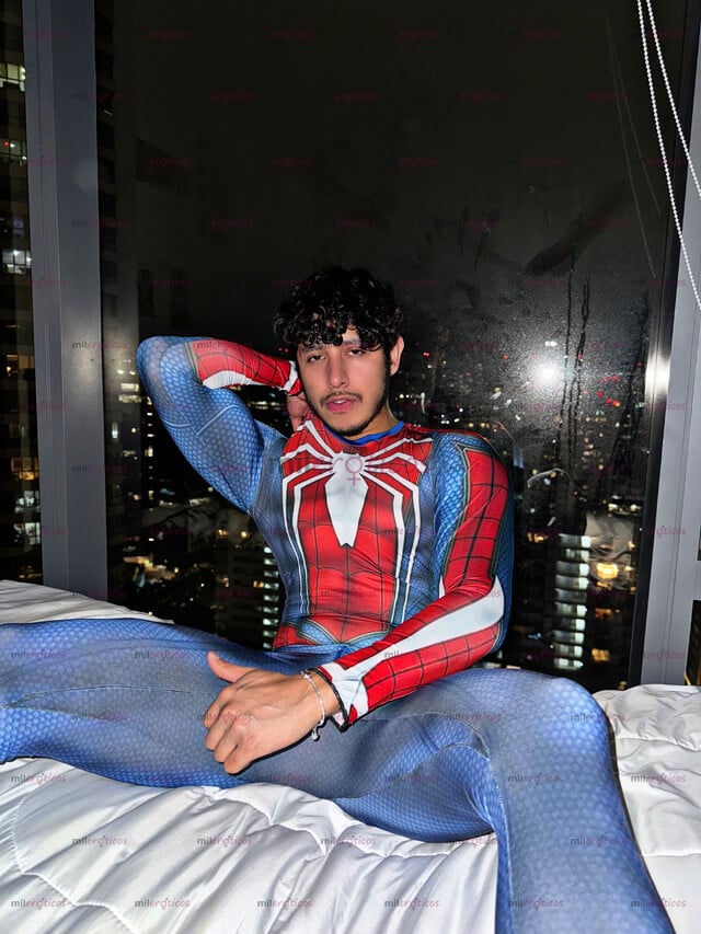 FOTOS DE VICTOR EVANZ,CON GANAS DE FOLLAR SIEMPRE CALIENTE