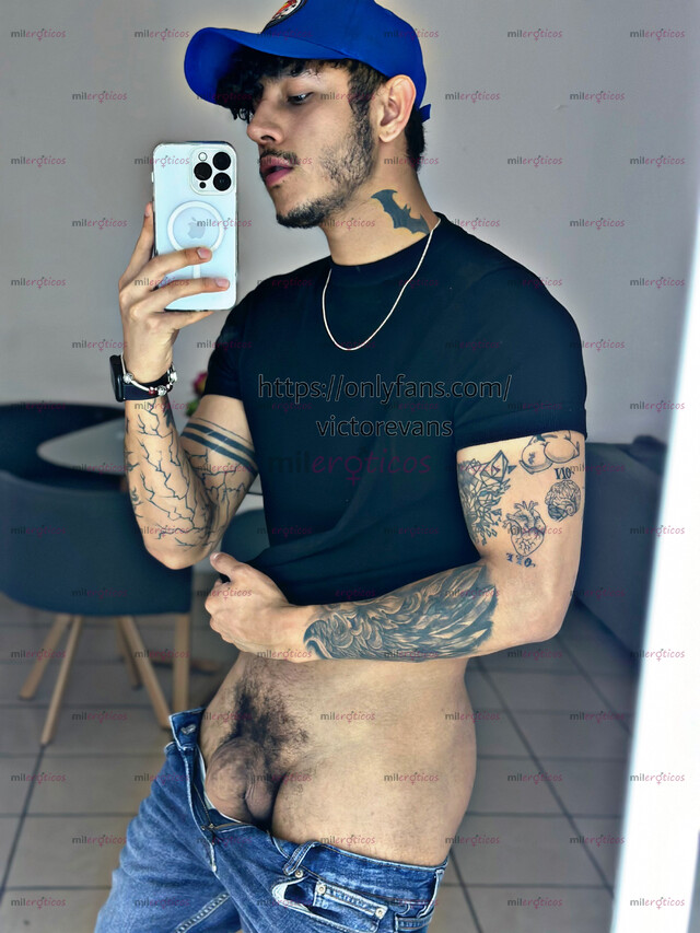 FOTOS DE VICTOR EVANZ,CON GANAS DE FOLLAR SIEMPRE CALIENTE