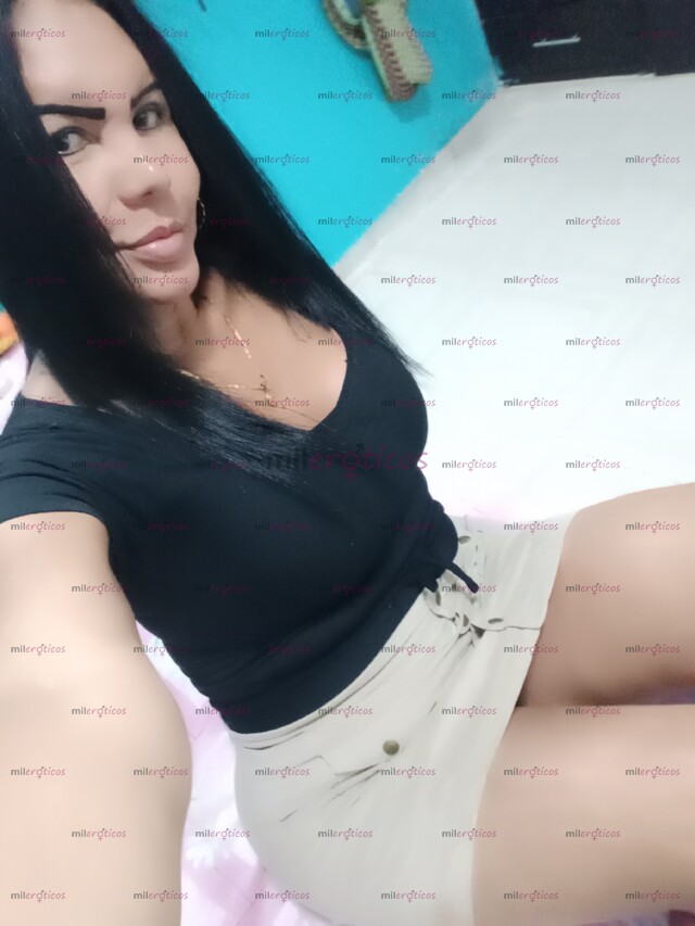 FOTOS DE HERMOSA MUJER TRANS CON CUERPO DE ENSUEÑO Y RICO CARAMELO DOTADO