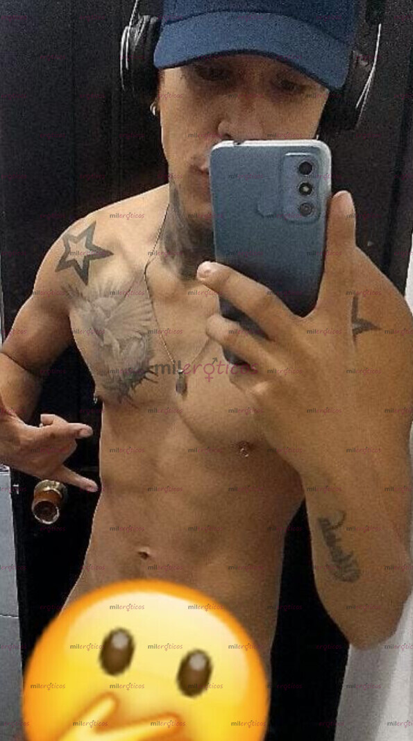 FOTOS DE BARBERO HOT, VARONIL, TATUADO Y VERGÓN .. DISPUESTO A COMPLACERTE