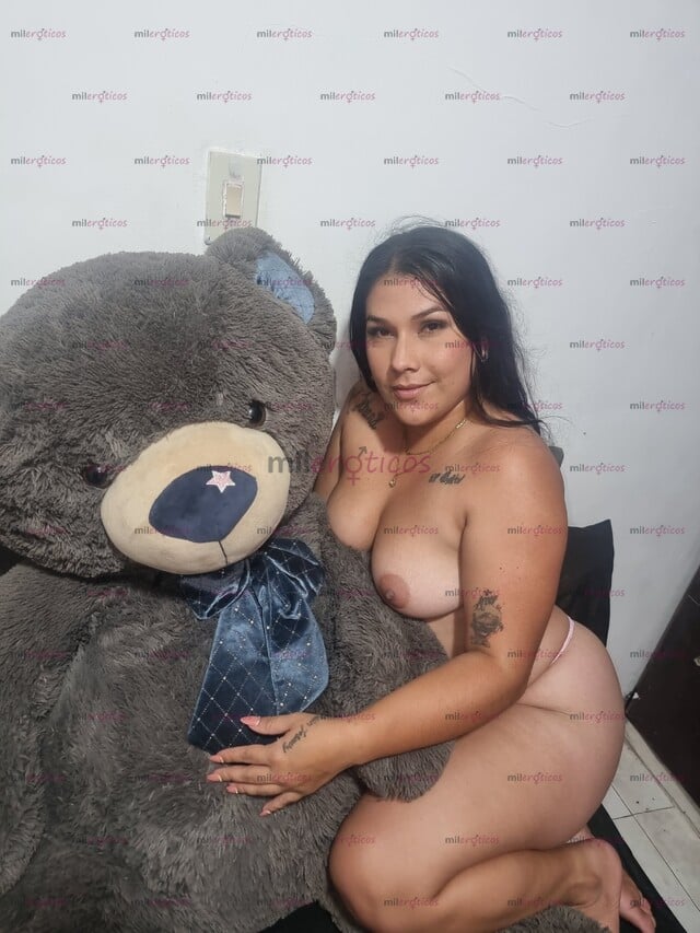 FOTOS DE ERIKA,NUEVA DISPUESTA A CUMPLIR SUS MAS INTIMAS FANTASIAS Y CAPRICHOS SEXUALE .