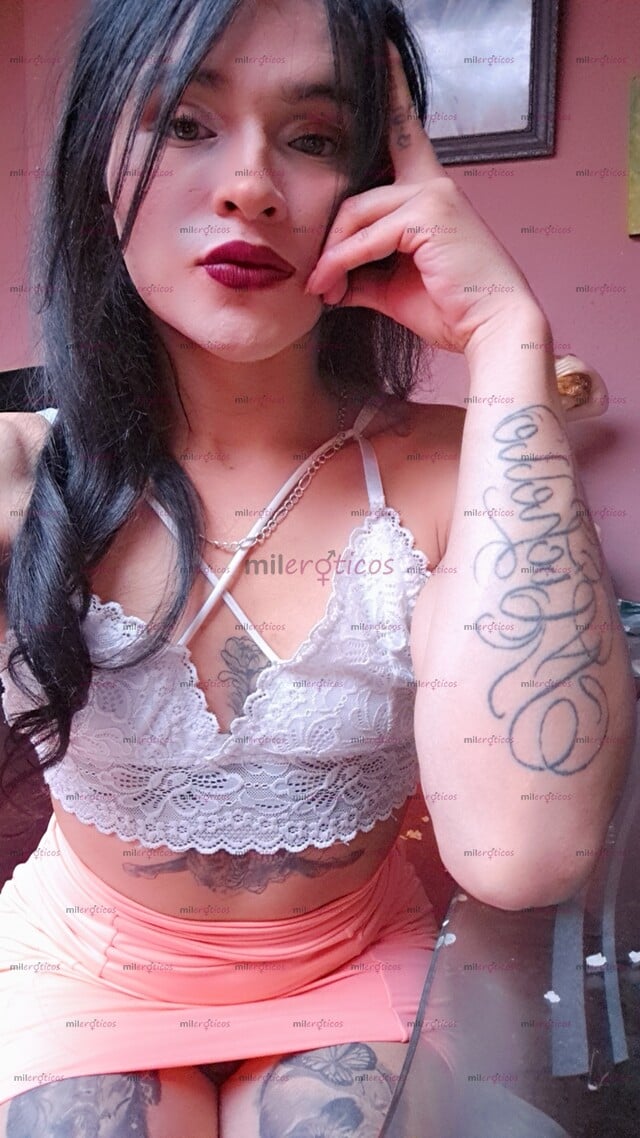 FOTOS DE LINDA TRANS, POLLITA ARRECHITA Y SUMISA, NALGONA Y TATUADA