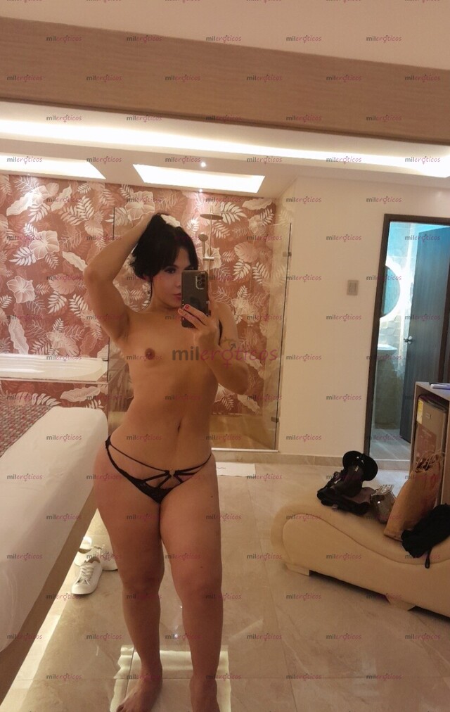 FOTOS DE DANIELA DE LA TORRE HERMOSA SANTANDEREANA ARRECHA Y COMPLACIENTE CON GANAS DE PI