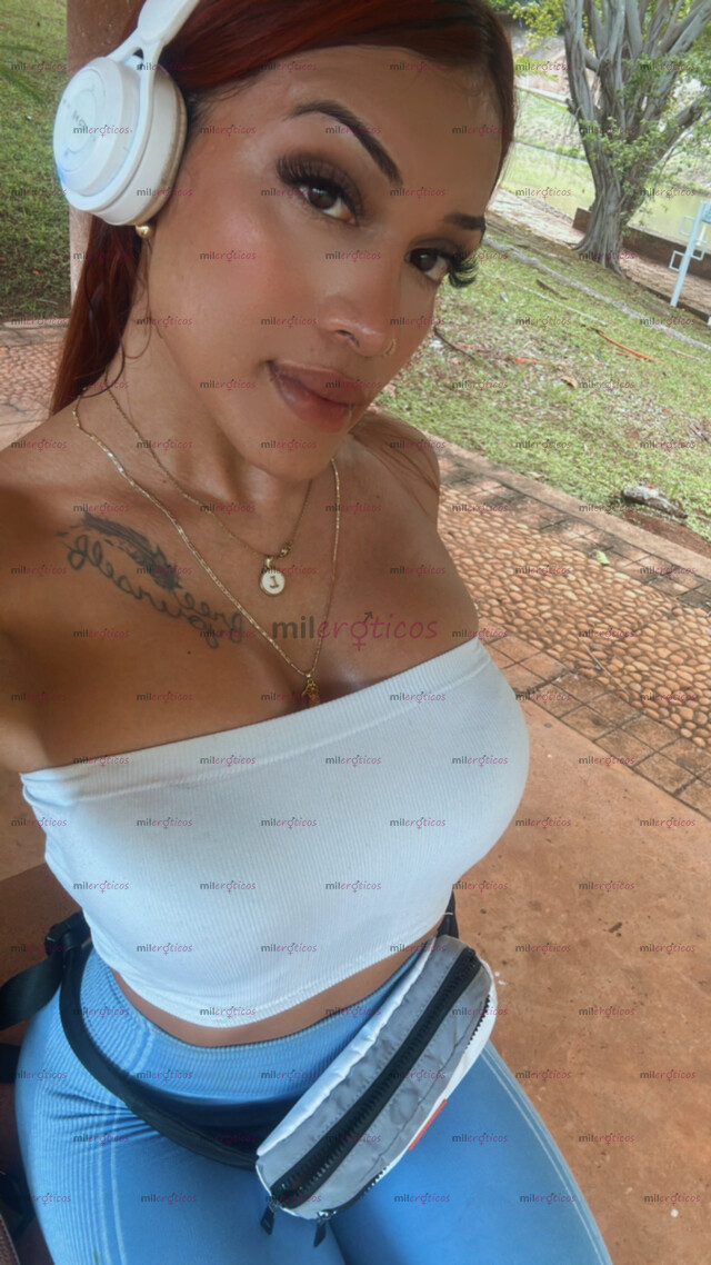 FOTOS DE PODRÍA PROMETERTE MIL COSAS, PERO AL VERME EN PERSONA LO SABRÁS TODO