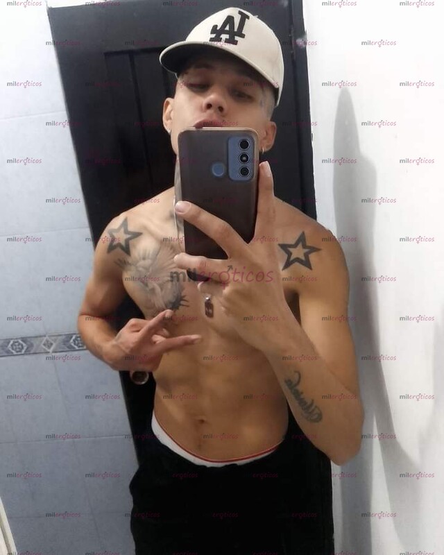 FOTOS DE BARBERO REAL , VARONIL, VERGÓN Y TATUADO .. SOLO DOMICILIO