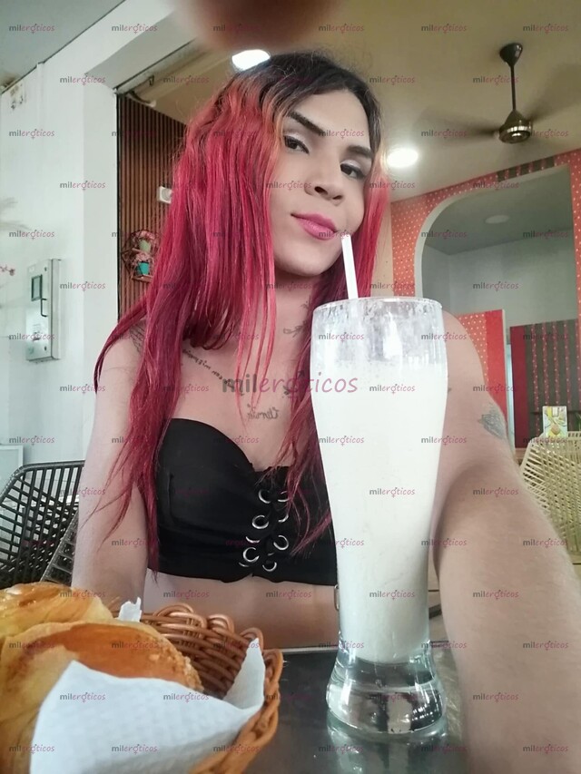 FOTOS DE POLLITA PELI ROJA DE 19 AÑOS COMPLACIENTE A TODOS TUS FETICHES