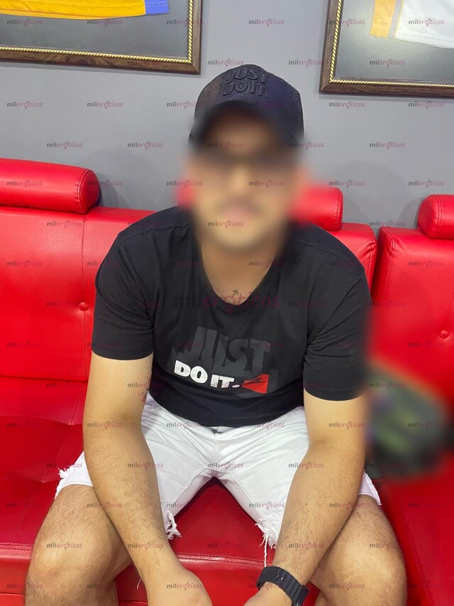 FOTOS DE VIRTUAL JOVEN UNIVERSITARIO APUESTO Y MUY ARRECHO