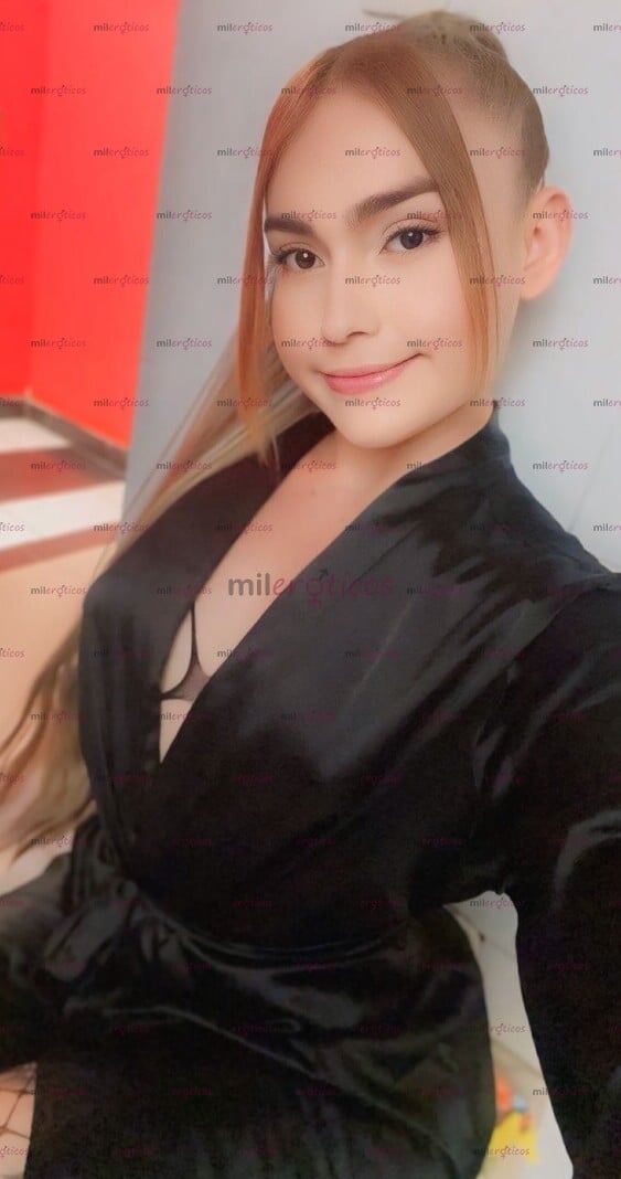 FOTOS DE SOY TODO LO QUE DESEA TU CUERPO Y TU MENTE COTIZADA Y DESEADA EN EL MEDIO