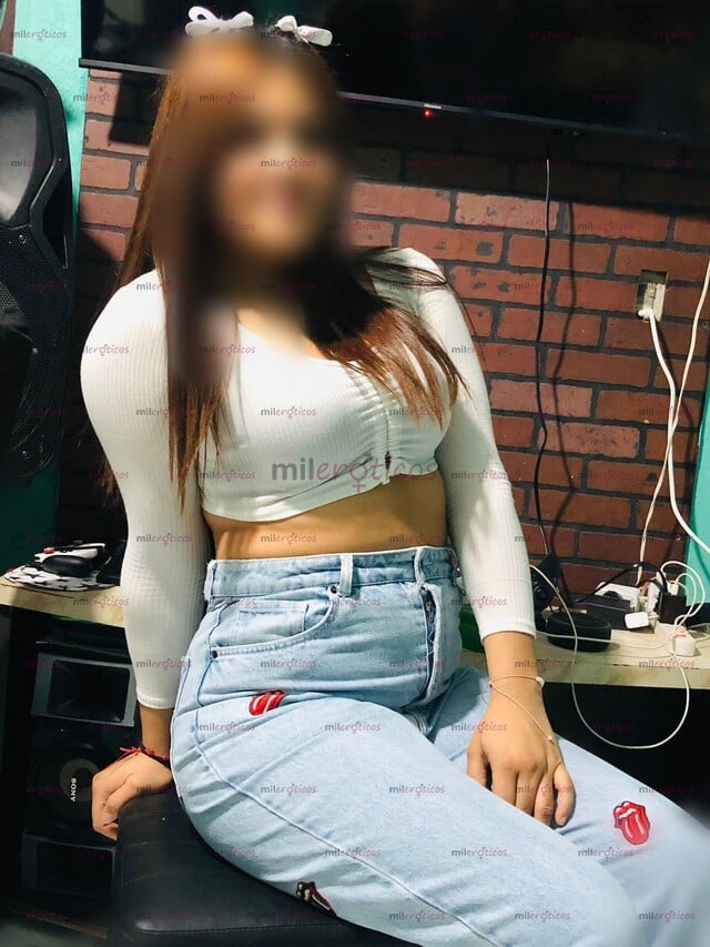 FOTOS DE JOVENCITA DE 19 AÑITOS APRETADITA ACUERPADA NALGONCITA MUY ACCESIBLE GRAN PROMO