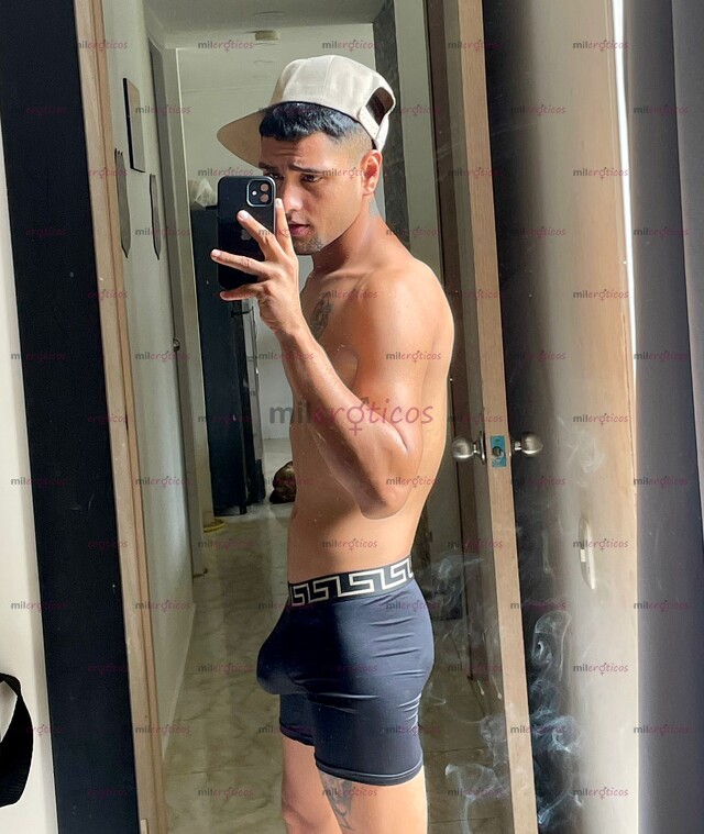 FOTOS DE HOLA PAPIS SOY ANDY UN HERMOSO MODELO VIRTUAL JOVENCITO MUY ARDIENTE