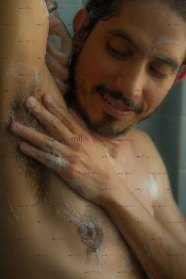 FOTOS DE ¿TE GUSTARÍA PASAR UNA VELADA CON UN DEMI MONDE?