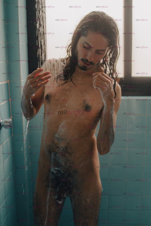 FOTOS DE ¿TE GUSTARÍA PASAR UNA VELADA CON UN DEMI MONDE?