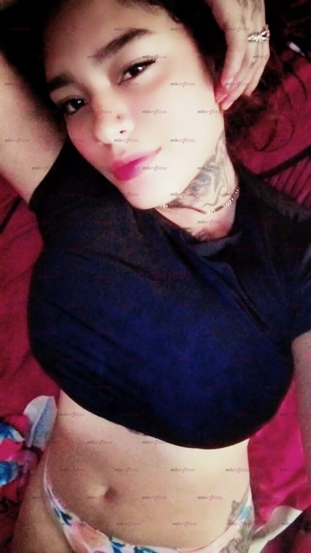 FOTOS DE HERMOSA CHICA TATUADA DISPUESTA A COMPLACERTE Y CUMPLIR TODAS TUS FANTASIAS