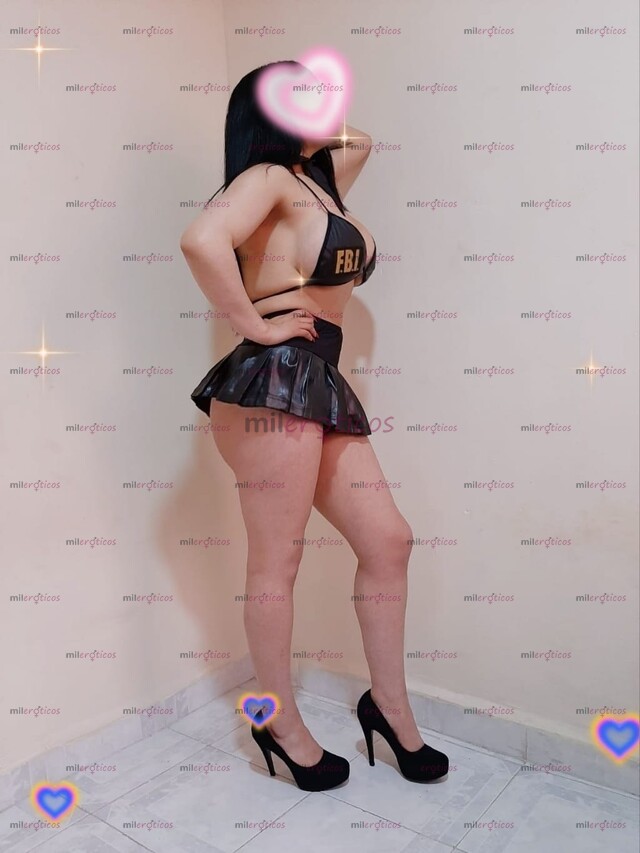 FOTOS DE TE RECIBO MUY SEXY OLIENDO RICO Y SÚPER CACHONDA AMOR