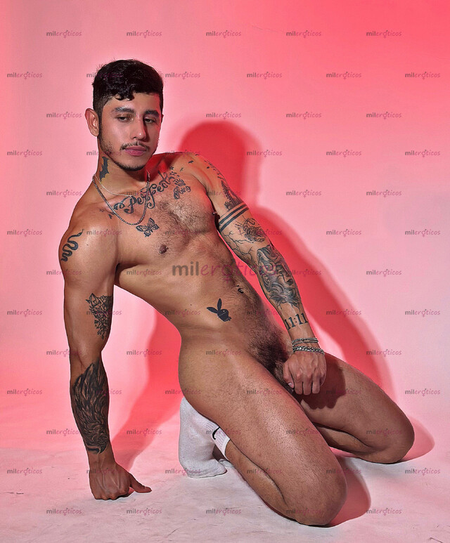 FOTOS DE VICTORXL PASIVO Y ACTIVO CHICO TATUADO GUAPO