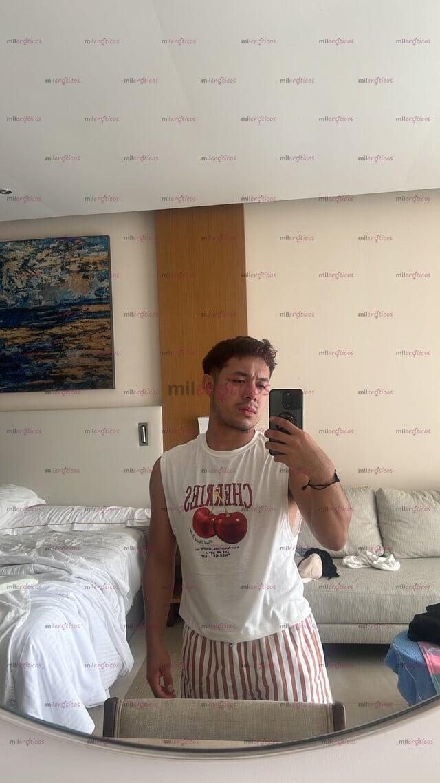 FOTOS DE CHAVITO CALIENTE ESPERÁNDOTE PARA CUMPLIR TUS FANTASÍAS