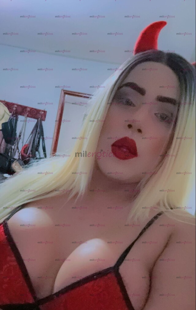 FOTOS DE VERGOTA DISPONIBLE PARA LLENARTE DE LECHE ESE CULO