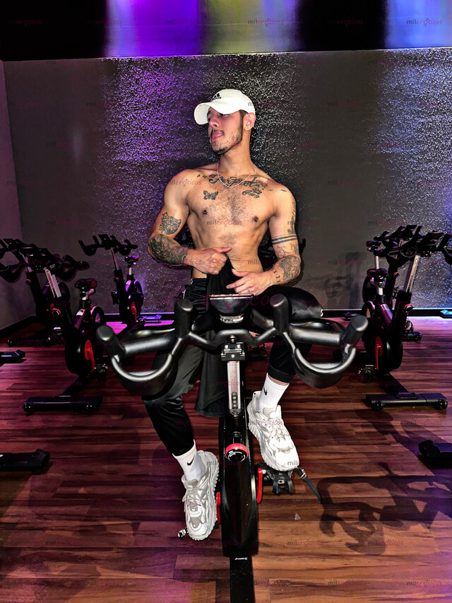 FOTOS DE TU CHICO DE ONLYFANS VICTOR EVANS ,EXPLORANDO AL MÁXIMO MI SEXUALIDAD