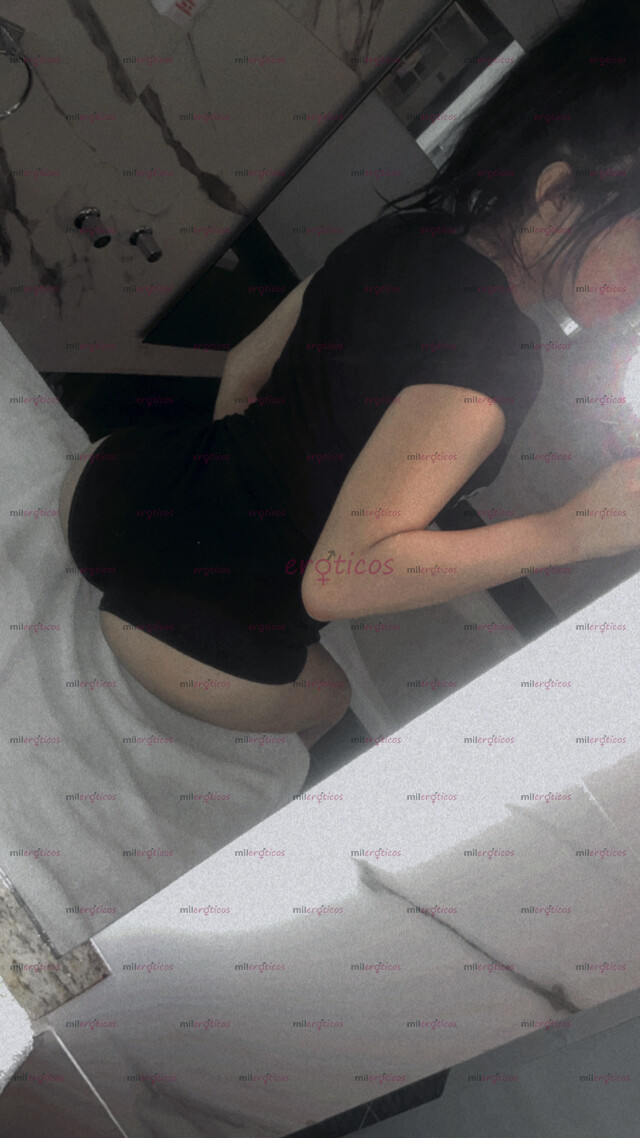 FOTOS DE HERMOSA Y JOVEN CHICA TRANS , OFRECE SU MARAVILLOSO SERVICIO PARA ADUL.