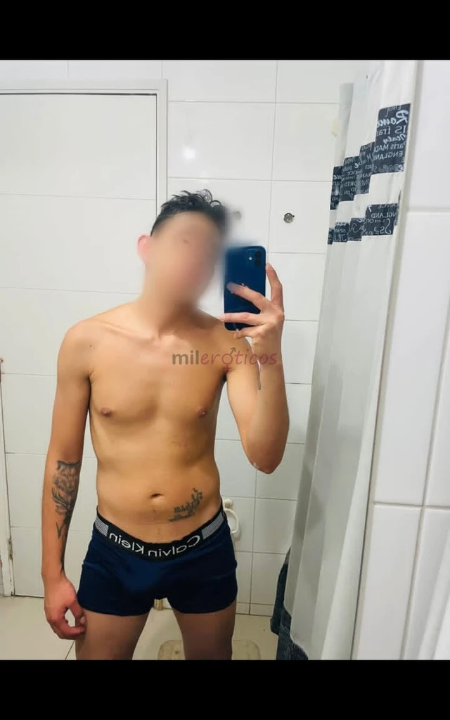 Disponible con departamento privado conversador respetuoso dispuesto a complacer mi servicio es solo con preservativo no hago a pelo por favor no insi...