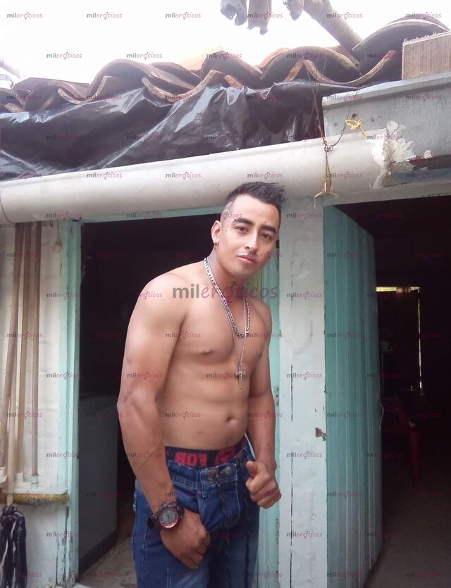 FOTOS DE EL PORTADOR DEL PLACER TE LO HAGO CON SENTIMIENTO ELEGANCIA Y MALDAD