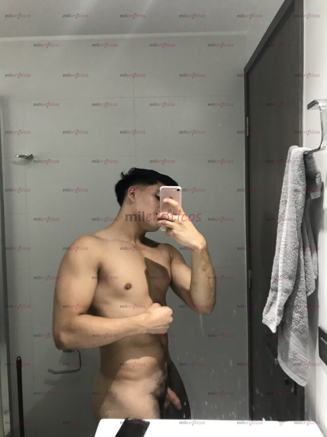 FOTOS DE CHICO JOVEN DEPORTISTA CON GANAS DE CONOCERTE