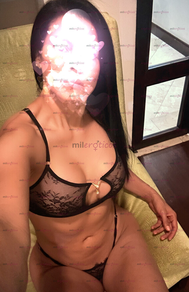 FOTOS DE ATRACTIVA CALEÑA DISPONIBLE PARA CABALLEROS ARDIENTES