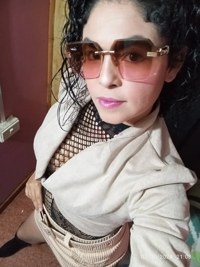 Camila 26 anos hermosa mujer blanca viene por poco tiempo para darte gusto complacerte sal de tu rutina ven diviertete un poco un rato una hora una no...