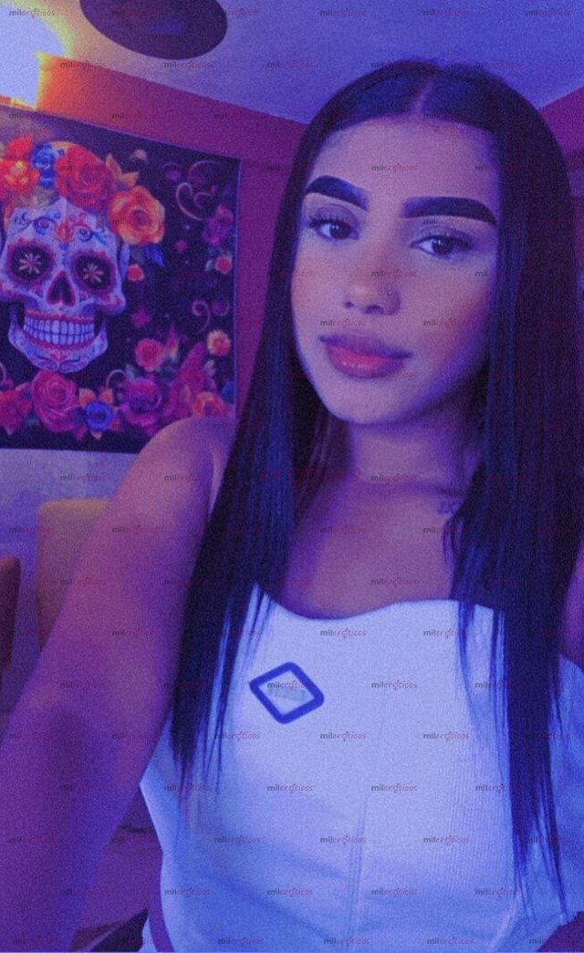 FOTOS DE CHICA TEST MORENA LLEGA A LA CIUDAD EN BUSCA DE AVENTURAS