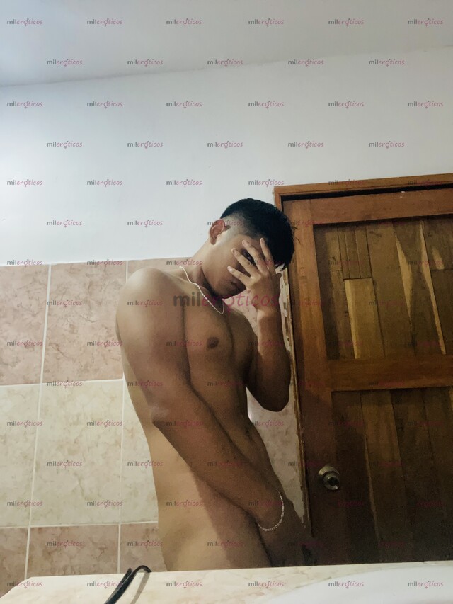 FOTOS DE SOY NUEVO ESTO. ESCRÍBEME ESTOY DE PASO !!!