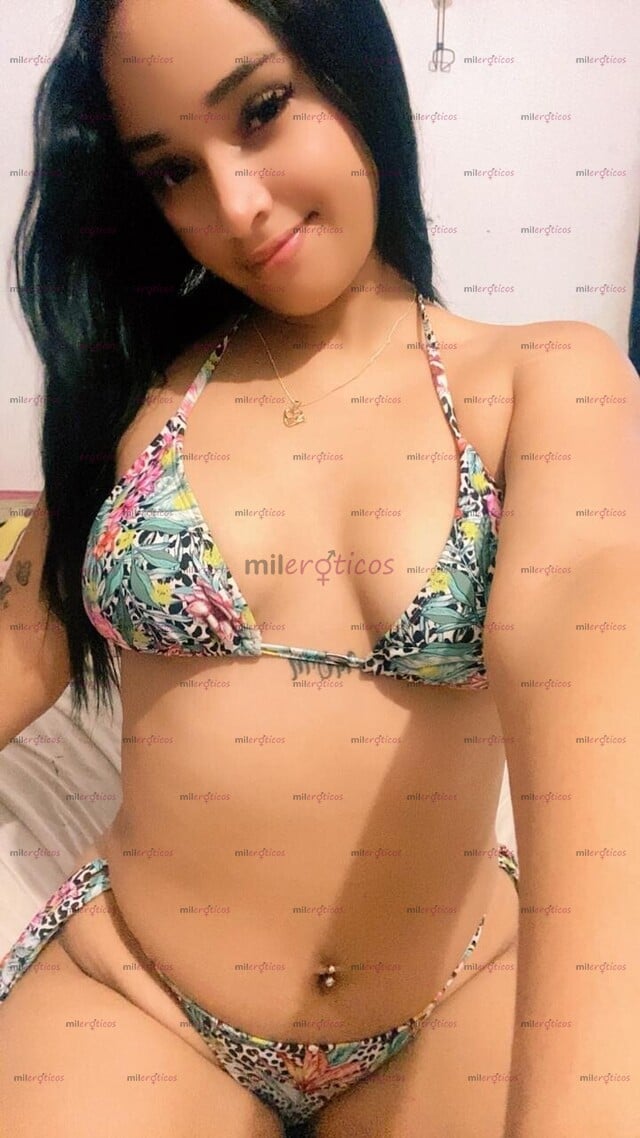 FOTOS DE HERMOSA FLACA PELINEGRA CON BUENAS CURVAS CANDENTE Y ARRECHA , NUEVA EN LA CIUDA