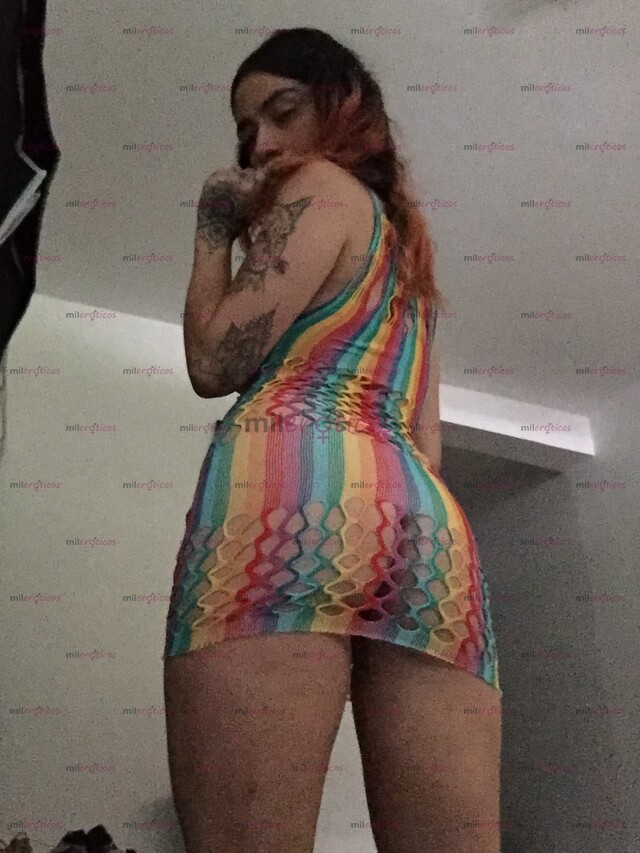 FOTOS DE FLACA SEXY Y EXÓTICA CON CARITA PERVERSA