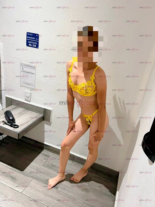 FOTOS DE COMPLACIENTE Y SENSUAL LA MAS ARDIENTE Y CALIENTE NENA SUPER APRETADITA