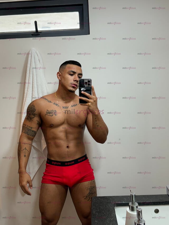 FOTOS DE MORBOSO Y CALIENTE CHICO DEPORTISTA PARA DISFRUTAR Y PASAR RICO