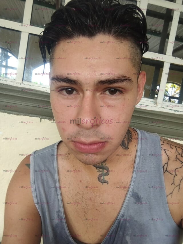 FOTOS DE CHICO INTER DISPONIBLE PARA TODAS TUS FANTASIAS VENTA DE CONTENIDO