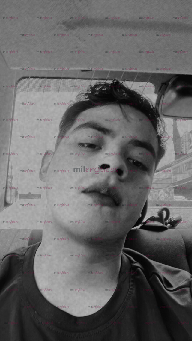 FOTOS DE TWINK UNIVERSITARIO COMPLACIENTE, CHAPARRO MORENO